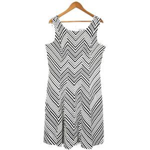 Robbie Bee Chevron Print Sleeveless Fit & Flare Dress Black White Size 16